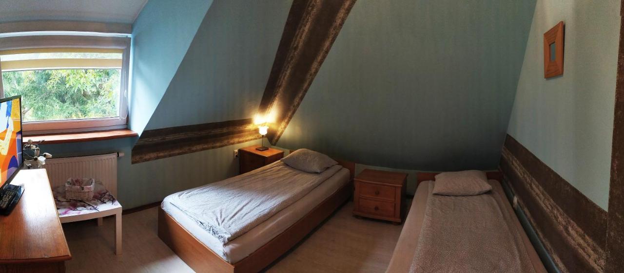 Pensjonat Europa Brzeziny Esterno foto