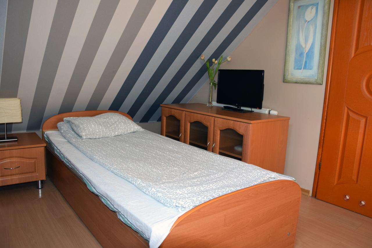 Pensjonat Europa Brzeziny Esterno foto